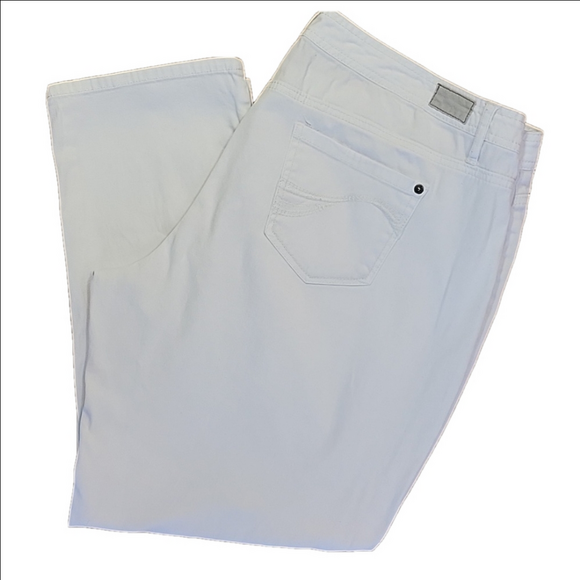 White Bandolino Cropped Pants Size 16 EUC - Picture 1 of 10